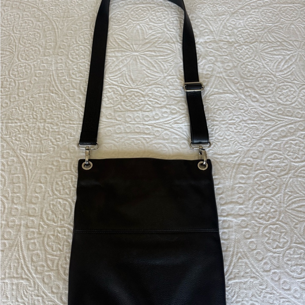 Black Genuine Leather crossbody purse (new w/o tags)